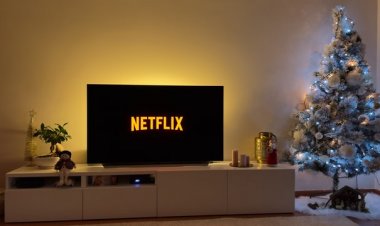Božićni vikend uz dekicu i pregršt noviteta na Netflixu