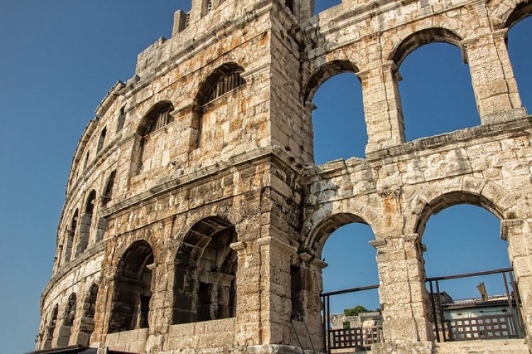 Javne tribine s građanima iz mjesnih odbora Arena i Stari Grad