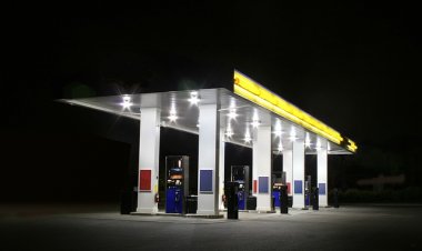 'GTA' Pula: Nisu platili gorivo, bježali policiji, vozač i bez vozačke