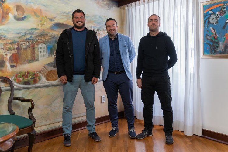 Gradonačelnik Pule se sastao s navijačima povodom 30. obljetnice Demona