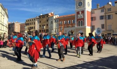 ROVINJ U subotu se vraća tradicionalna karnevalska povorka