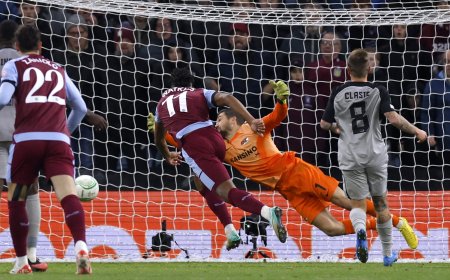 U dvoboju hrvatskih vratara Sluga bolji od Livakovića