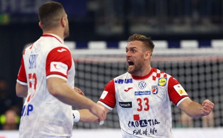 UŽIVO od 18 sati: Perkovac napravio tri promjene u sastavu