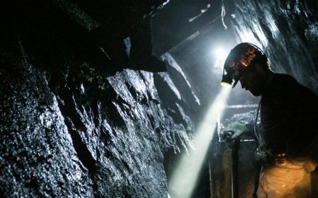 Spasioci se bore sa stijenama i vodom da dođu do 13 zatrpanih ruskih rudara