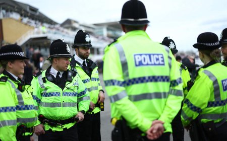 Britanija počela pritvarati migrante koji će biti deportirani u Ruandu