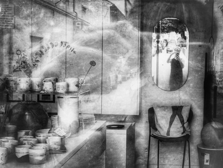 U Dnevnom borajvku Rojca otvorenje izložbe fotografija Morene Tomičić "Obećane ulice - Strade promesse"