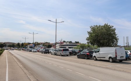 Od 1. listopada besplatno parkiranje na Marsovom polju 2, Gregovici i Mandraču za osobna vozila