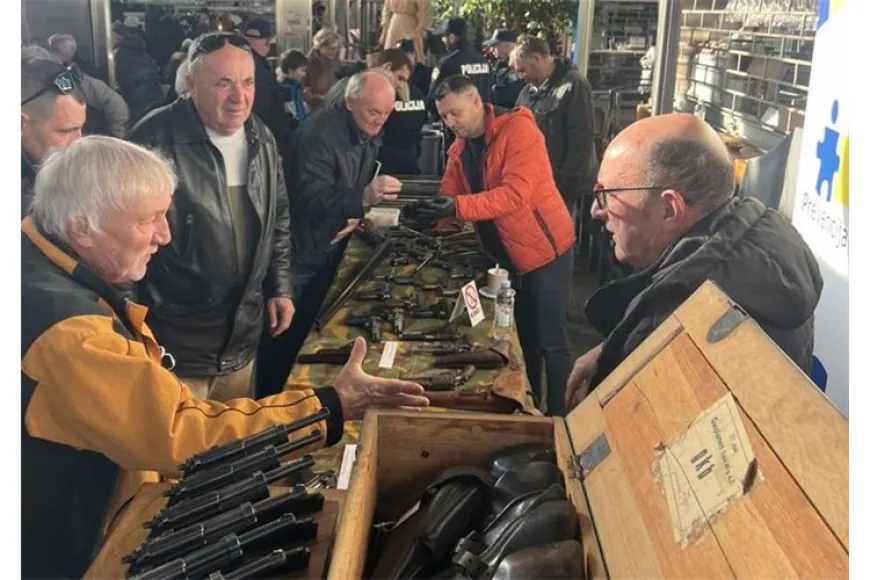 Izložbom starog oružja u Puli provedena preventivna akcija ''Manje oružja, manje tragedija''